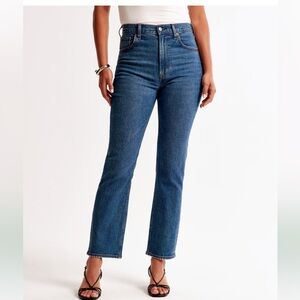 Abercrombie & Fitch Curve Love Ultra High-Rise Ankle Straight Jeans, Size 31/12